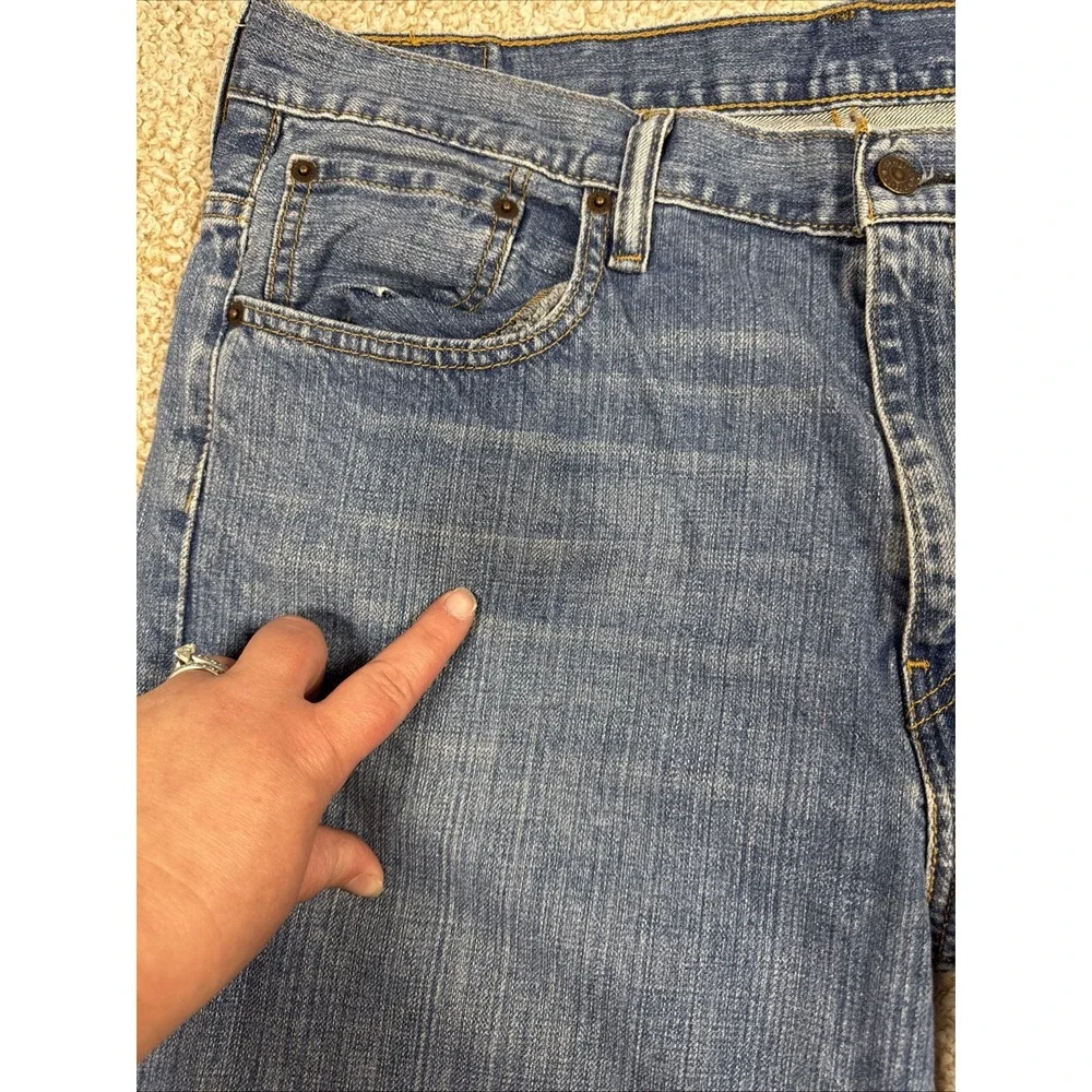 Levis waist measure